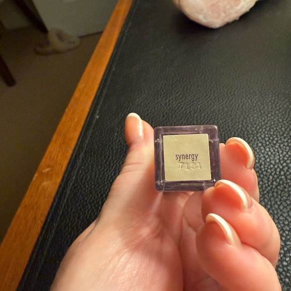 Stila Pink Lip Gloss in Synergy - Picture 2 of 3